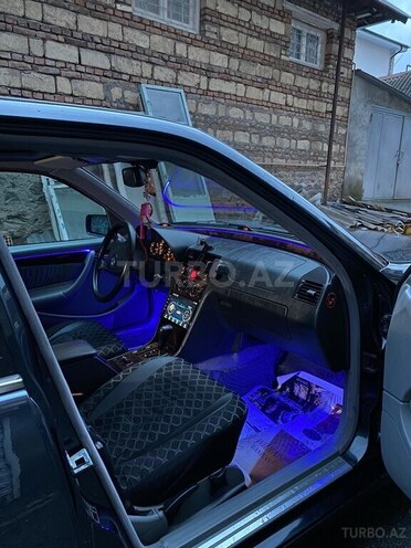 Mercedes C 230 2000, 262,226 km - 2.3 л - Şəki