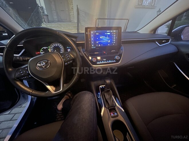 Toyota Corolla 2022, 8,812 km - 1.8 л - Bakı