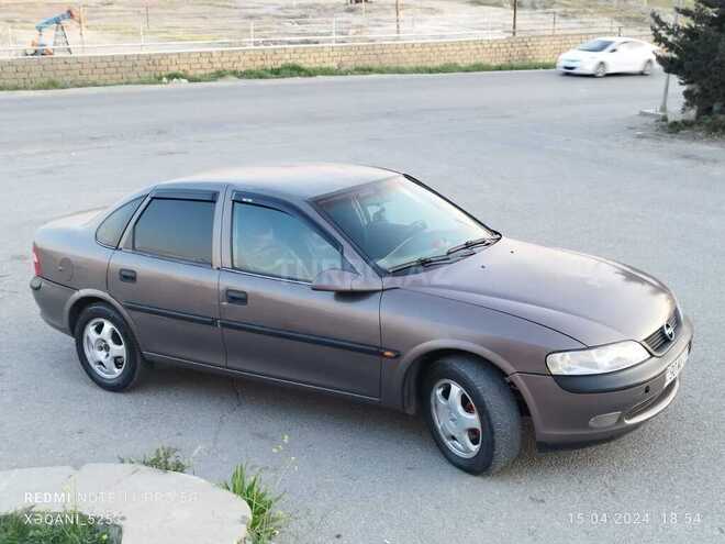 Opel Vectra 1998, 210,000 km - 1.6 l - Bakı