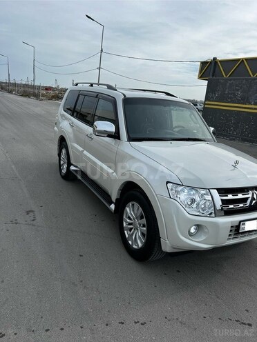 Mitsubishi Pajero 2013, 175,000 km - 3.5 l - Bakı