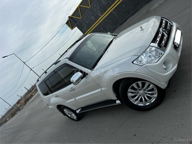 Mitsubishi Pajero 2013, 175,000 km - 3.5 l - Bakı