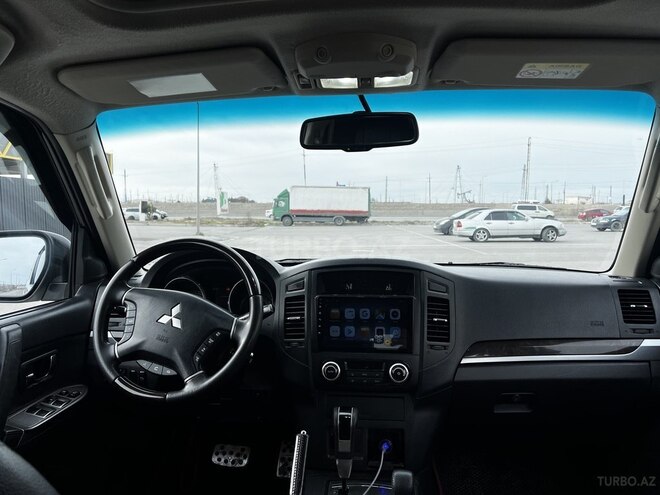 Mitsubishi Pajero 2013, 175,000 km - 3.5 l - Bakı