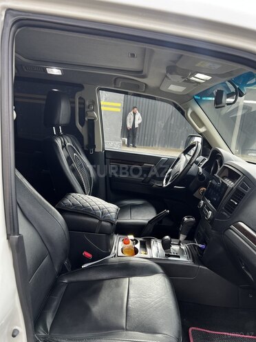 Mitsubishi Pajero 2013, 175,000 km - 3.5 l - Bakı