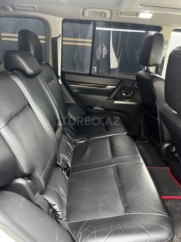Mitsubishi Pajero 2013, 175,000 km - 3.5 l - Bakı