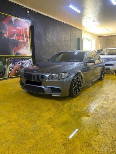 BMW 528 2013, 306,000 km - 2.0 l - Bakı
