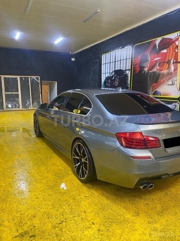 BMW 528 2013, 306,000 km - 2.0 l - Bakı