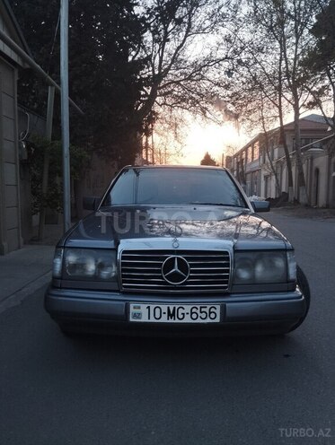 Mercedes E 200 1989, 180,000 km - 2.0 l - Bakı