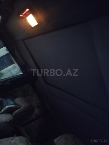 Mercedes E 200 1989, 180,000 km - 2.0 l - Bakı