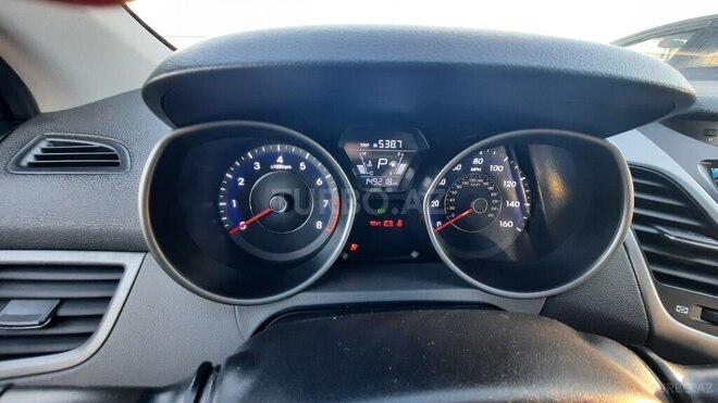 Hyundai Elantra 2015, 150,000 km - 2.0 l - Bakı