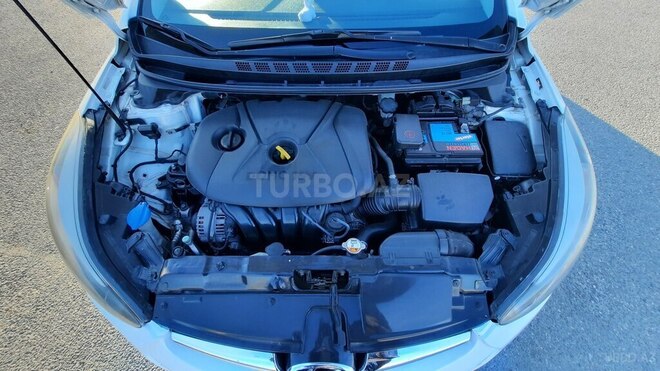 Hyundai Elantra 2015, 150,000 km - 2.0 l - Bakı