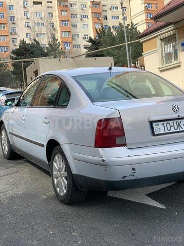 Volkswagen Passat 2000, 278,874 km - 2.0 l - Bakı
