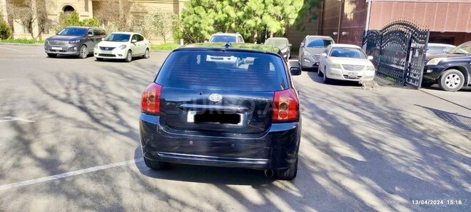 Toyota Corolla 2006, 250,000 km - 1.4 l - Bakı