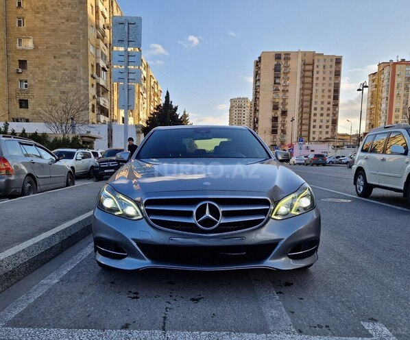Mercedes E 220 2013, 258,000 km - 2.2 l - Bakı