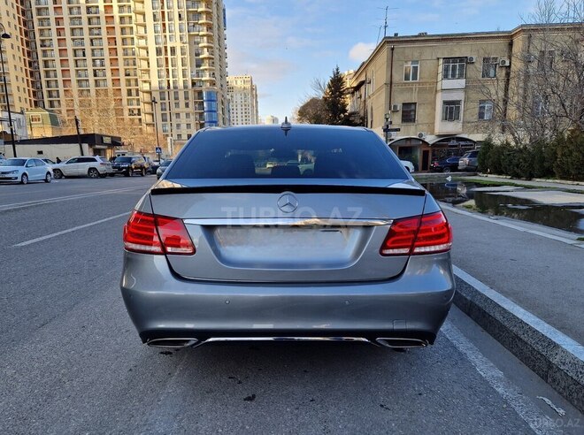 Mercedes E 220 2013, 258,000 km - 2.2 l - Bakı
