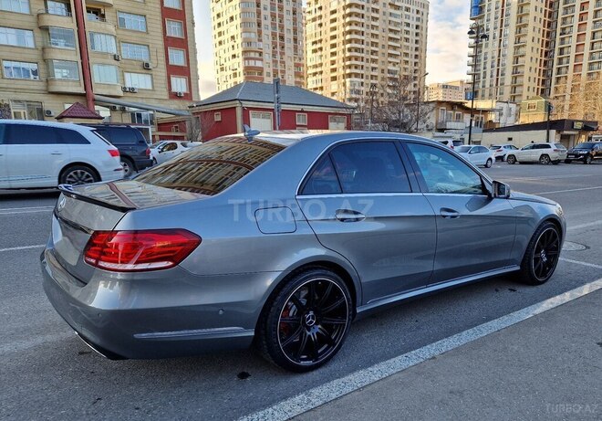 Mercedes E 220 2013, 258,000 km - 2.2 l - Bakı