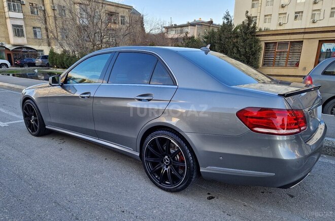 Mercedes E 220 2013, 258,000 km - 2.2 l - Bakı
