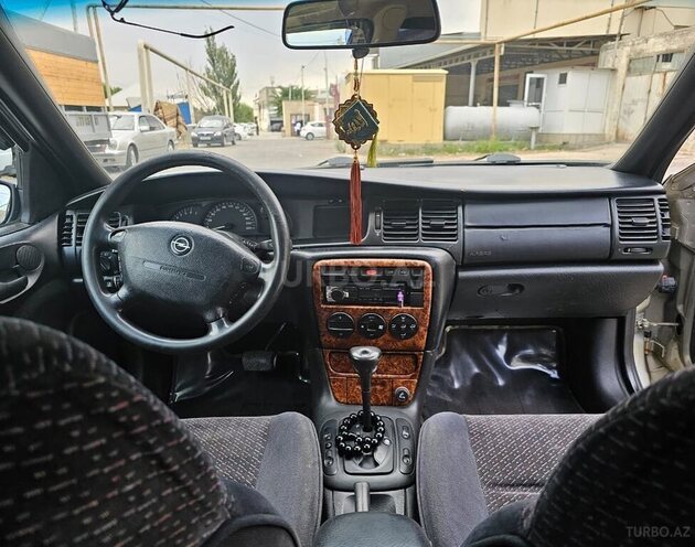 Opel Vectra 1996, 398,275 km - 1.8 л - Qazax