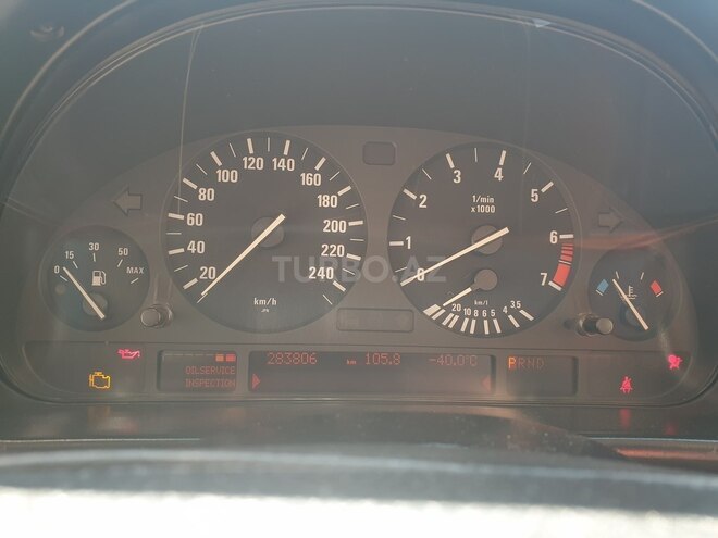 BMW 525 2002, 283,000 km - 2.5 l - Bakı