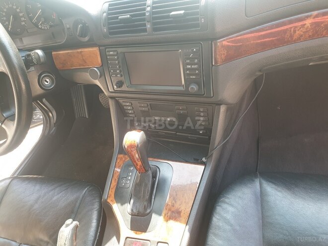 BMW 525 2002, 283,000 km - 2.5 l - Bakı