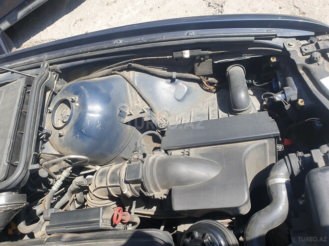 BMW 525 2002, 283,000 km - 2.5 l - Bakı