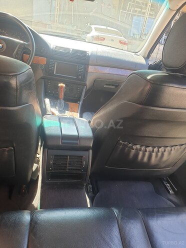 BMW 525 2002, 283,000 km - 2.5 l - Bakı