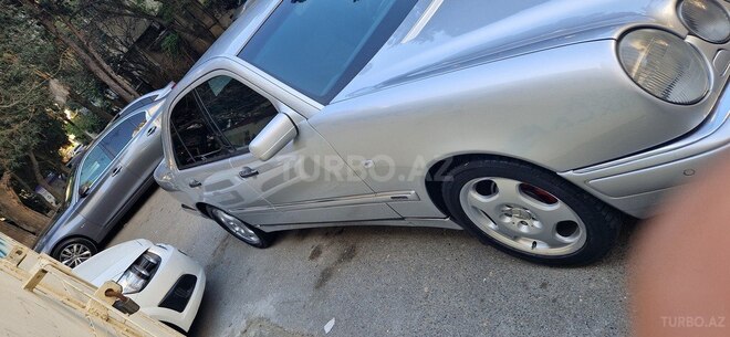 Mercedes E 240 1998, 389,000 km - 2.4 l - Bakı