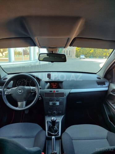 Opel Astra 2006, 324,344 km - 1.3 l - Qazax