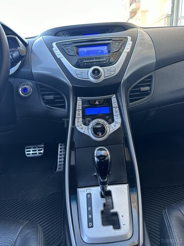 Hyundai Elantra 2011, 193,000 km - 1.8 л - Bakı