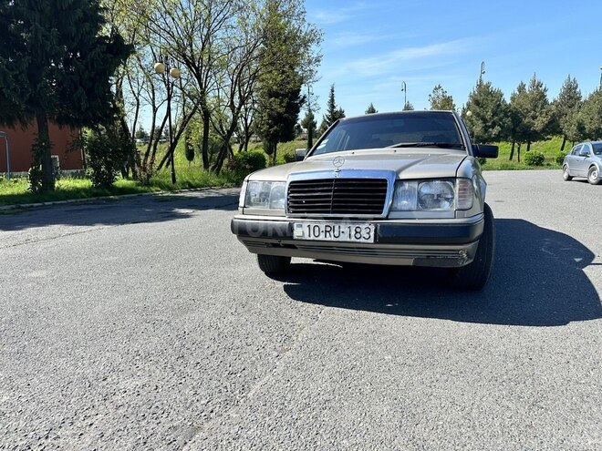 Mercedes E 200 1991, 500,000 km - 2.0 l - Balakən