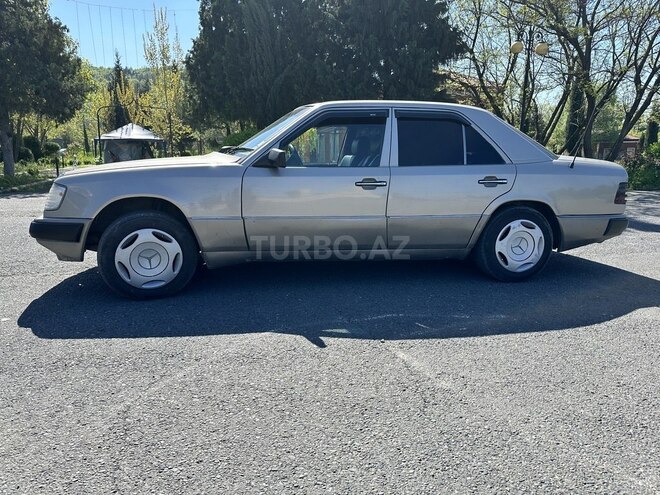 Mercedes E 200 1991, 500,000 km - 2.0 l - Balakən