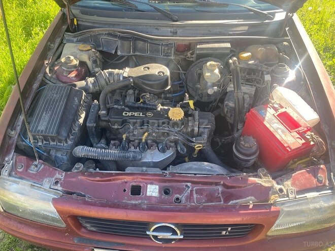 Opel Astra 1998, 300,000 km - 1.6 l - Bakı