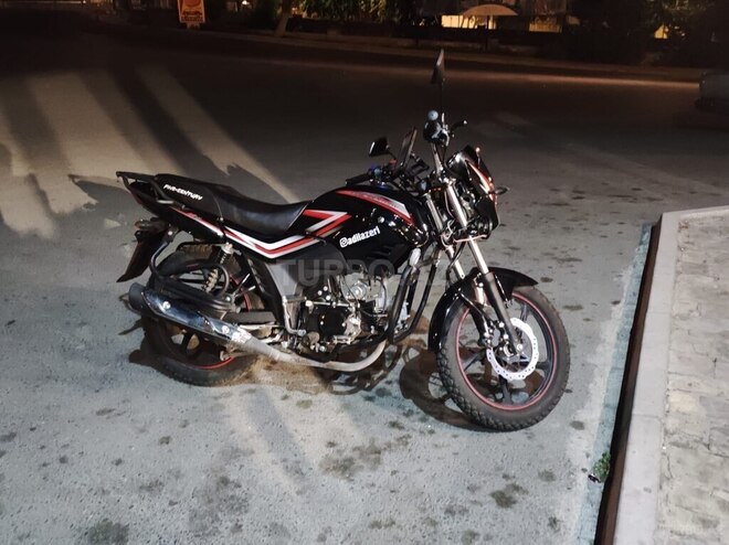 Indian Motorcycle  2023, 4,000 km - 0.1 l - Qax