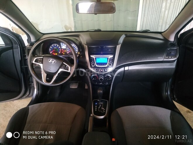 Hyundai Accent 2014, 283,000 km - 1.4 l - Bakı