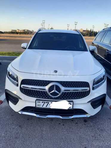 Mercedes GLB 180