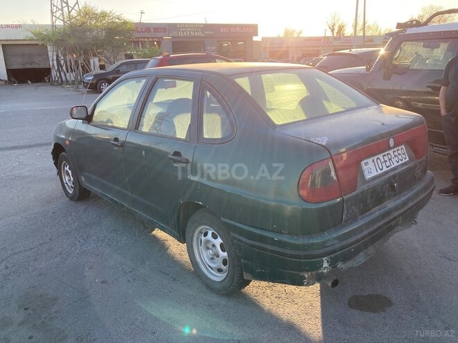 Volkswagen Polo 1996, 256,984 km - 1.6 l - Bakı