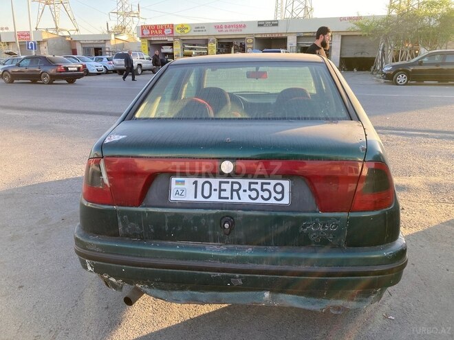 Volkswagen Polo 1996, 256,984 km - 1.6 l - Bakı