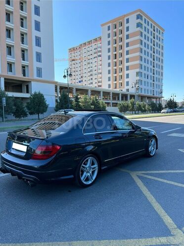 Mercedes C 250 2011, 239,000 km - 1.8 л - Bakı