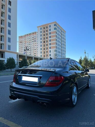 Mercedes C 250 2011, 239,000 km - 1.8 л - Bakı