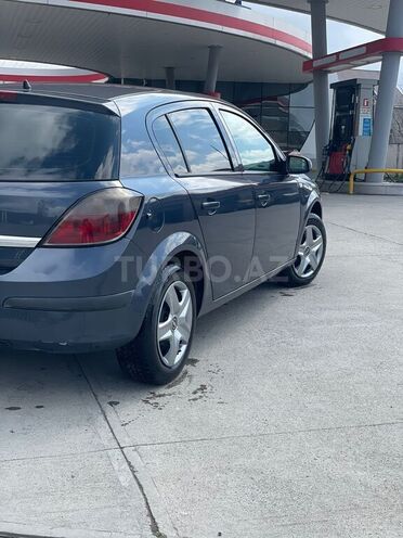 Opel Astra 2005, 330,000 km - 1.4 l - Qəbələ