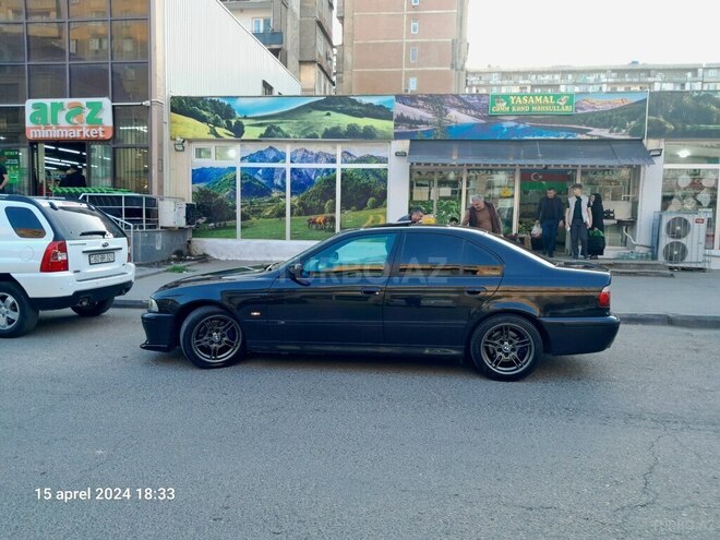 BMW 525 2001, 264,000 km - 2.5 л - Bakı