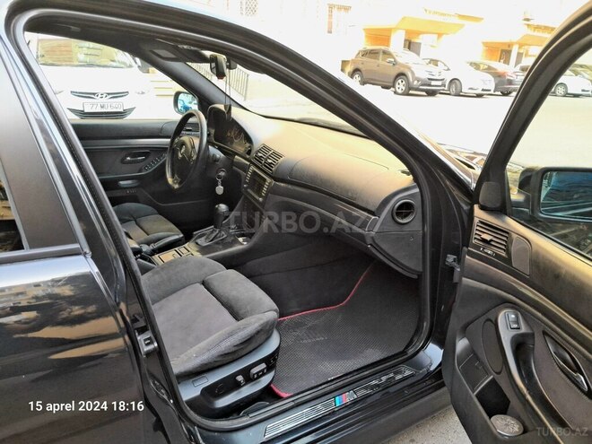 BMW 525 2001, 264,000 km - 2.5 л - Bakı
