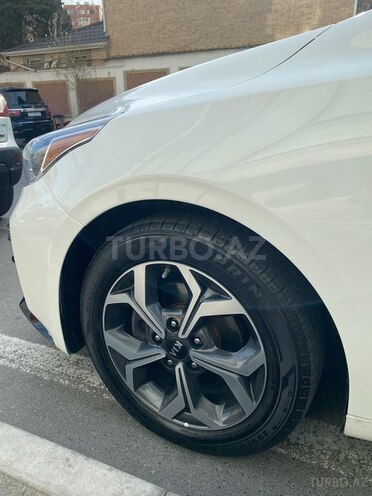 Kia Cerato 2019, 230,000 km - 2.0 l - Bakı