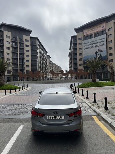 Hyundai Elantra 2015, 310,603 km - 1.8 л - Bakı