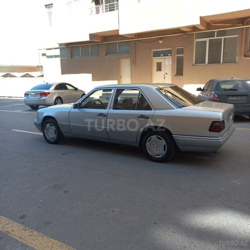 Mercedes E 200 1993, 344,000 km - 2.0 l - Bakı