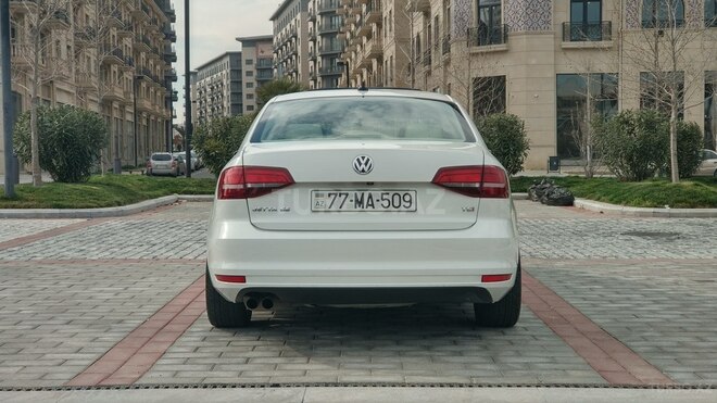 Volkswagen Jetta 2017, 92,000 km - 1.4 l - Bakı