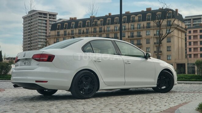 Volkswagen Jetta 2017, 92,000 km - 1.4 l - Bakı
