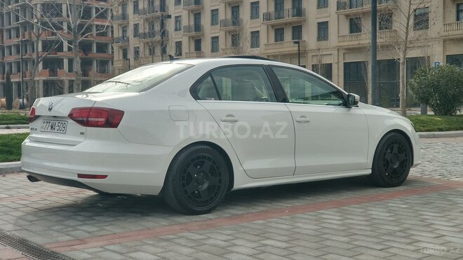 Volkswagen Jetta 2017, 92,000 km - 1.4 l - Bakı