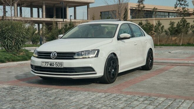 Volkswagen Jetta 2017, 92,000 km - 1.4 l - Bakı