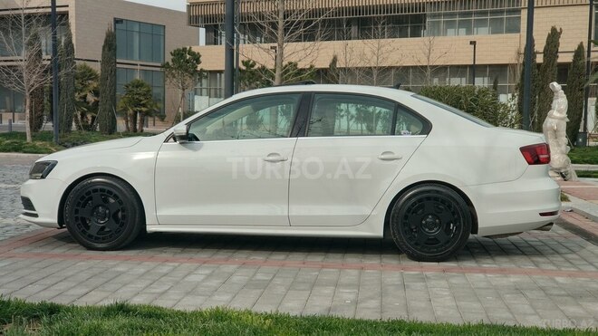 Volkswagen Jetta 2017, 92,000 km - 1.4 l - Bakı