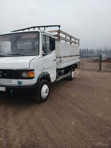 Mercedes 709 D 1991, 985,472 km - 4.0 l - Astara